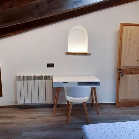 Appartement Niu De Queralt à Vic Extérieur photo